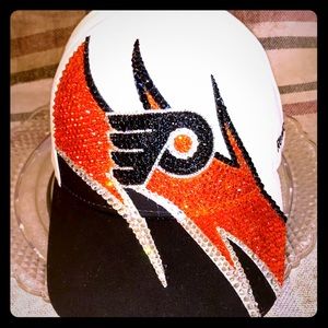 NHL Philadelphia Flyers Sharktooth Cap